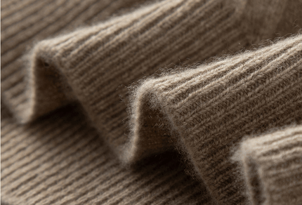 Maglione Girocollo con Trecce in Cashmere - Old Money®